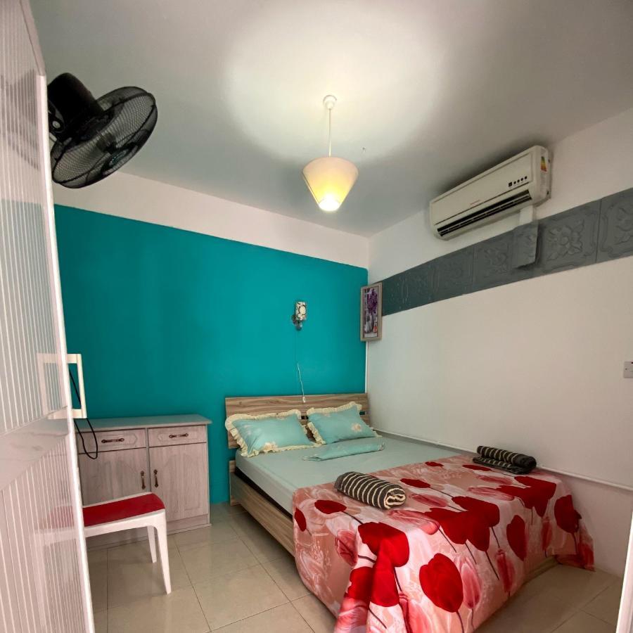 Sea Front 2 Bedrooms Apartment Flic en Flac Exterior photo